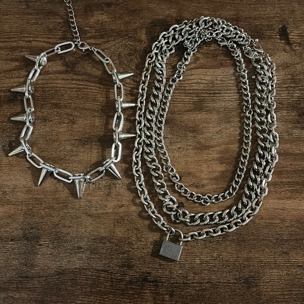 4 Piece Hot Topic Necklace Set~
